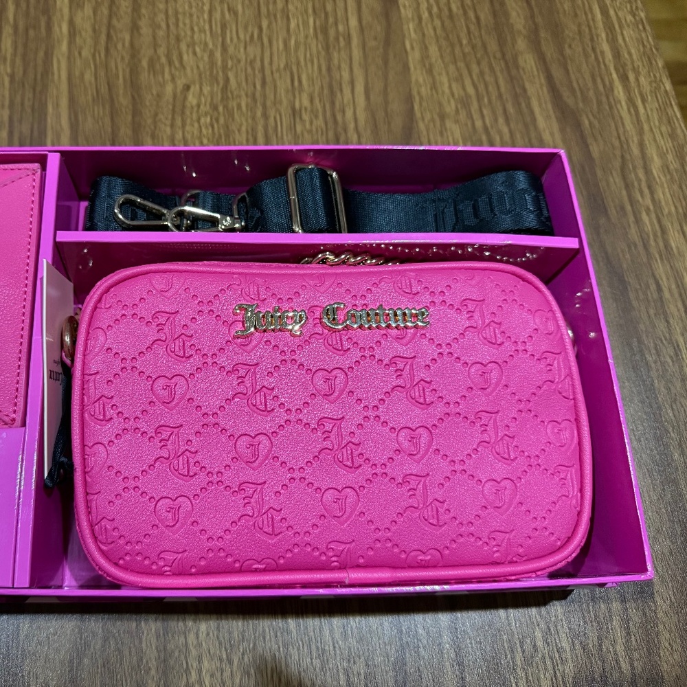 Juicy Couture bag with replaceable strap and a card holder